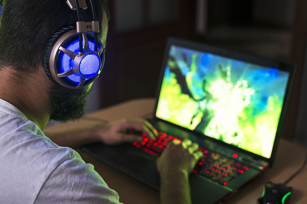 3 amazing deals on popular gaming laptops